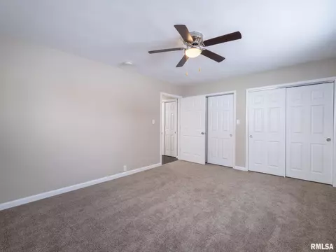 Bedroom - 477 W Maple St, Canton, IL 61520 photo 4 of 4