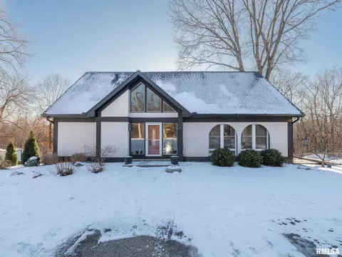 4314 W Middle Rd, Peoria, IL 61605