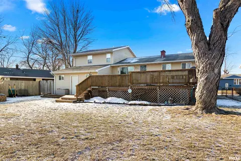 1702 Heisel Ave, Pekin, IL 61554 photo 7