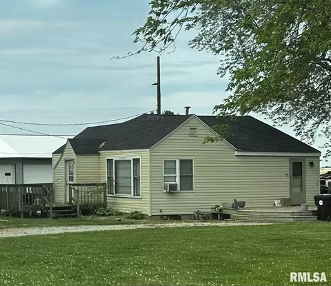 608 N 2nd St, Dunlap, IL 61525