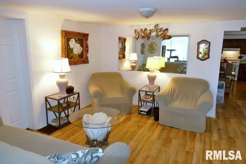 Living - 8624 W Main St, Mapleton, IL 61547 photo 1 of 2