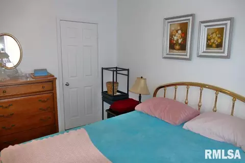 Bedroom - 8624 W Main St, Mapleton, IL 61547 photo 4 of 5