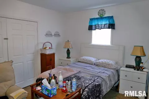 Bedroom - 8624 W Main St, Mapleton, IL 61547 photo 2 of 5