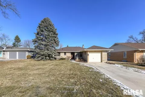Other - 2110 E Taylor St, Bloomington, IL 61701 photo 2 of 6