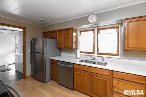 Kitchen - 2110 E Taylor St, Bloomington, IL 61701 photo 2 of 2