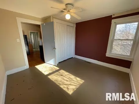 Bedroom - 809 S Mcarthur St, Macomb, IL 61455 photo 3 of 6