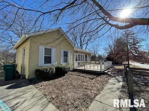 Exterior - 809 S Mcarthur St, Macomb, IL 61455 photo 2 of 4