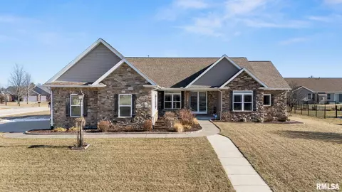 101 Whistling Strait St, Washington, IL 61571
