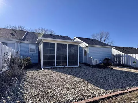 Exterior - 195 Arlington Dr, Macomb, IL 61455 photo 4 of 4