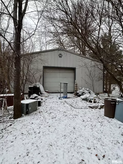 6814 N Koerner Rd, Edwards, IL 61528 photo 3