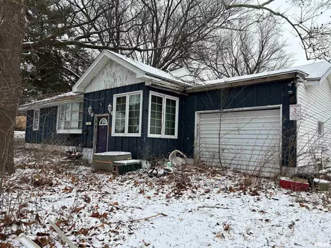 6814 N Koerner Rd, Edwards, IL 61528