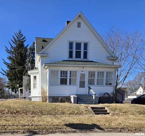 406 Dean Ct, Canton, IL 61520