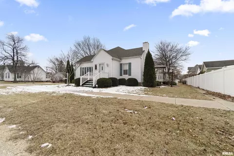 216 W Partridge St, Metamora, IL 61548