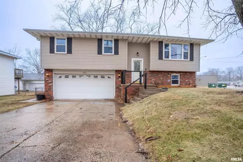 101 Quail Trl, Washington, IL 61571