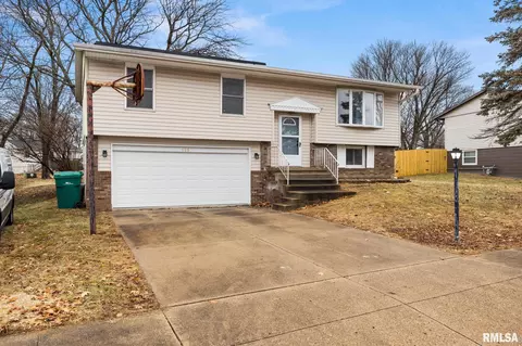 125 Partridge Rd, Marquette Heights, IL 61554