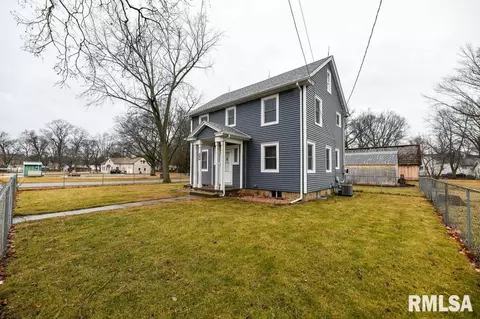 401 E State St, Manito, IL 61546 photo 3