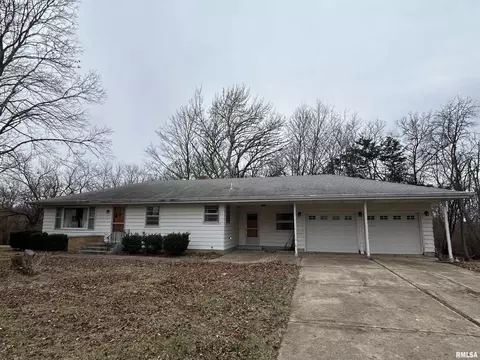14347 Mennonite Church Rd, Pekin, IL 61554