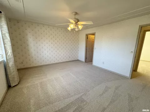 Bedroom - 2001 W Jubilee Ln, Dunlap, IL 61525 photo 3 of 6