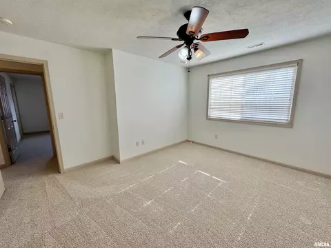 Bedroom - 2001 W Jubilee Ln, Dunlap, IL 61525 photo 5 of 6