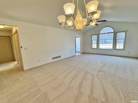 Living - 2001 W Jubilee Ln, Dunlap, IL 61525 photo 2 of 4