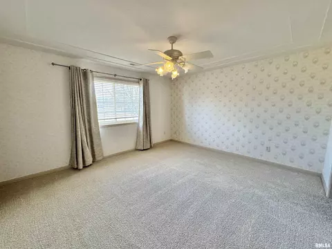 Bedroom - 2001 W Jubilee Ln, Dunlap, IL 61525 photo 1 of 6