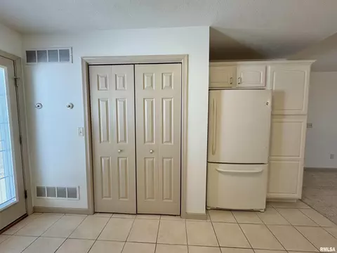 Other - 2001 W Jubilee Ln, Dunlap, IL 61525 photo 2 of 4