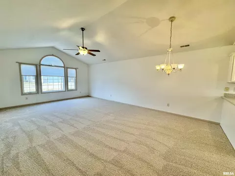 Living - 2001 W Jubilee Ln, Dunlap, IL 61525 photo 4 of 4