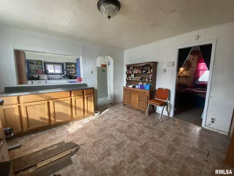 760 S 6th Ave, Canton, IL 61520 photo 6