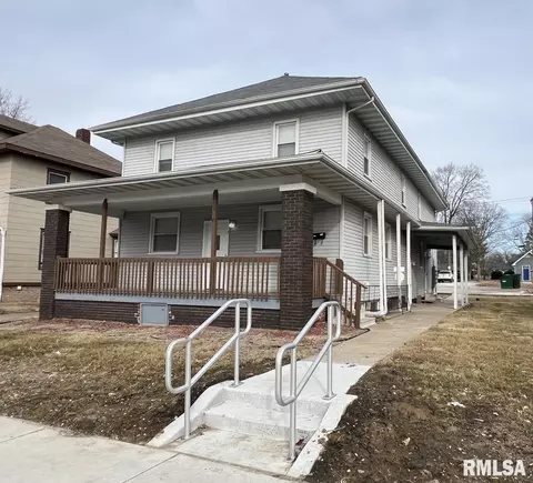 308 W Adams St, Macomb, IL 61455