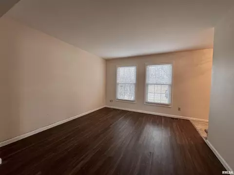Living - 165 Carriage Hl, Macomb, IL 61455 photo 1 of 3