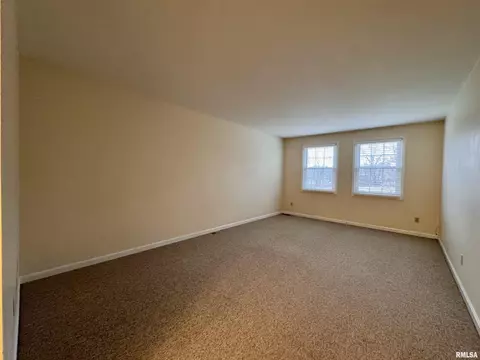 Other - 165 Carriage Hl, Macomb, IL 61455 photo 3 of 7