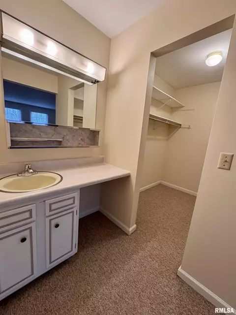 Other - 165 Carriage Hl, Macomb, IL 61455 photo 4 of 7