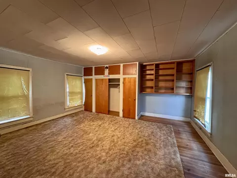 Bedroom - 727 E Jackson St, Macomb, IL 61455 photo 5 of 5