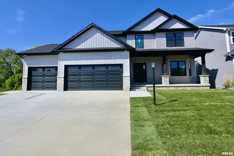 7023 N Water Oak Dr, Edwards, IL 61528