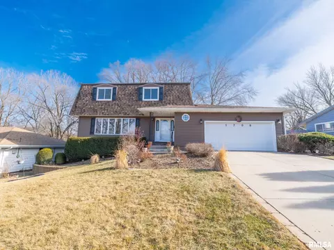 1708 Autumn Ln, Peoria, IL 61604