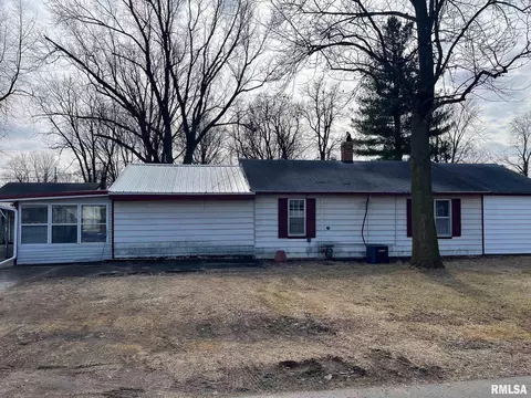 1728 N Cutright St, Chillicothe, IL 61523