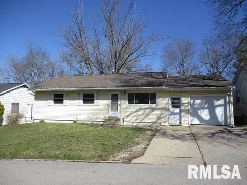 104 Dawn Ter, Washington, IL 61571