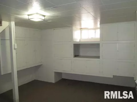 907 E Seneca Pl, Peoria, IL 61603 photo 21