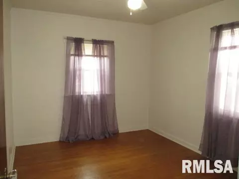 907 E Seneca Pl, Peoria, IL 61603 photo 12