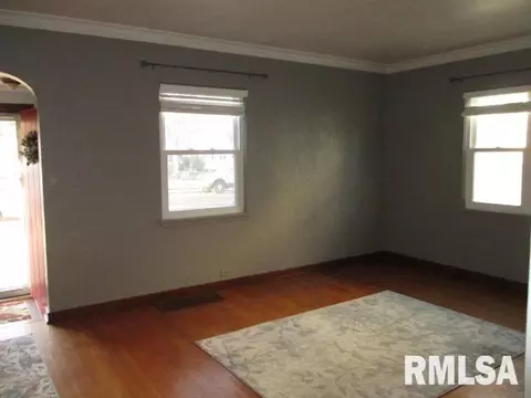 907 E Seneca Pl, Peoria, IL 61603 photo 11