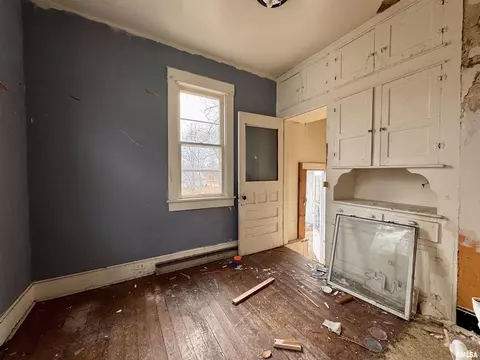 437 W Pierce St, Macomb, IL 61455 photo 7