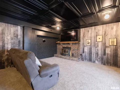 Living - 9435 W Buckingham Ct, Mapleton, IL 61547 photo 7 of 7