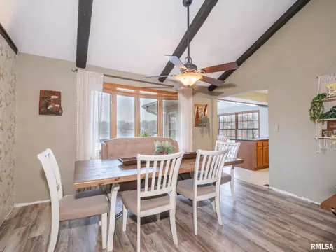 Dining - 9435 W Buckingham Ct, Mapleton, IL 61547 photo 2 of 9