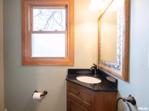 Bath - 9435 W Buckingham Ct, Mapleton, IL 61547 photo 4 of 5