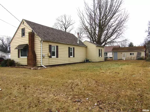 115 E Jefferson St, Cuba, IL 61427 photo 4