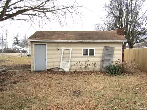 115 E Jefferson St, Cuba, IL 61427 photo 7