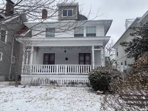 1411 W Columbia Ter, Peoria, IL 61606