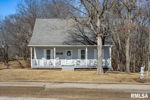 1463 Lakeview Rd N, Dahinda, IL 61428