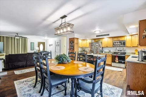 9100 S Deer Trail Rd, Mapleton, IL 61547 photo 11