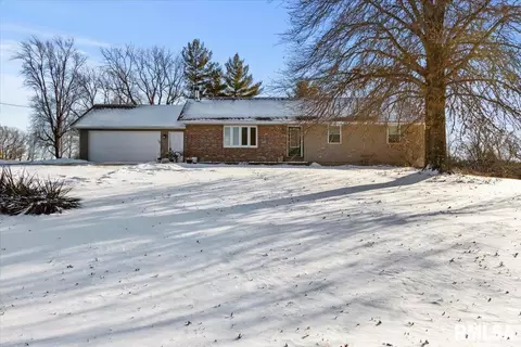 499 Oak Point Rd, Metamora, IL 61548